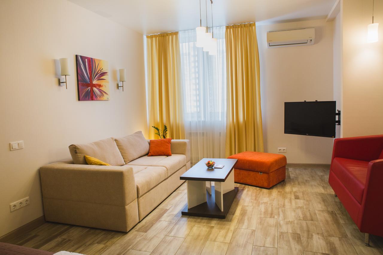 Apartments "Pleasure" Kiev Exterior foto