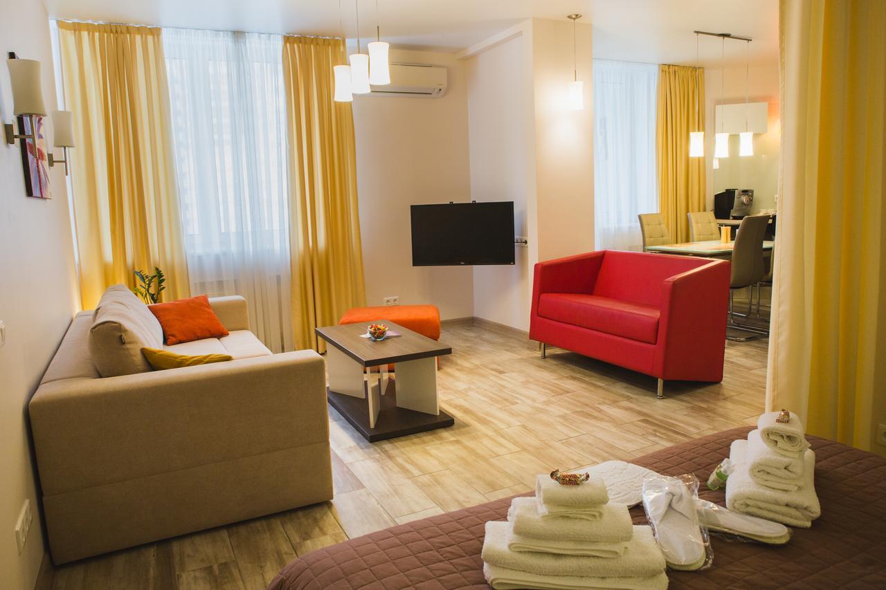 Apartments "Pleasure" Kiev Exterior foto